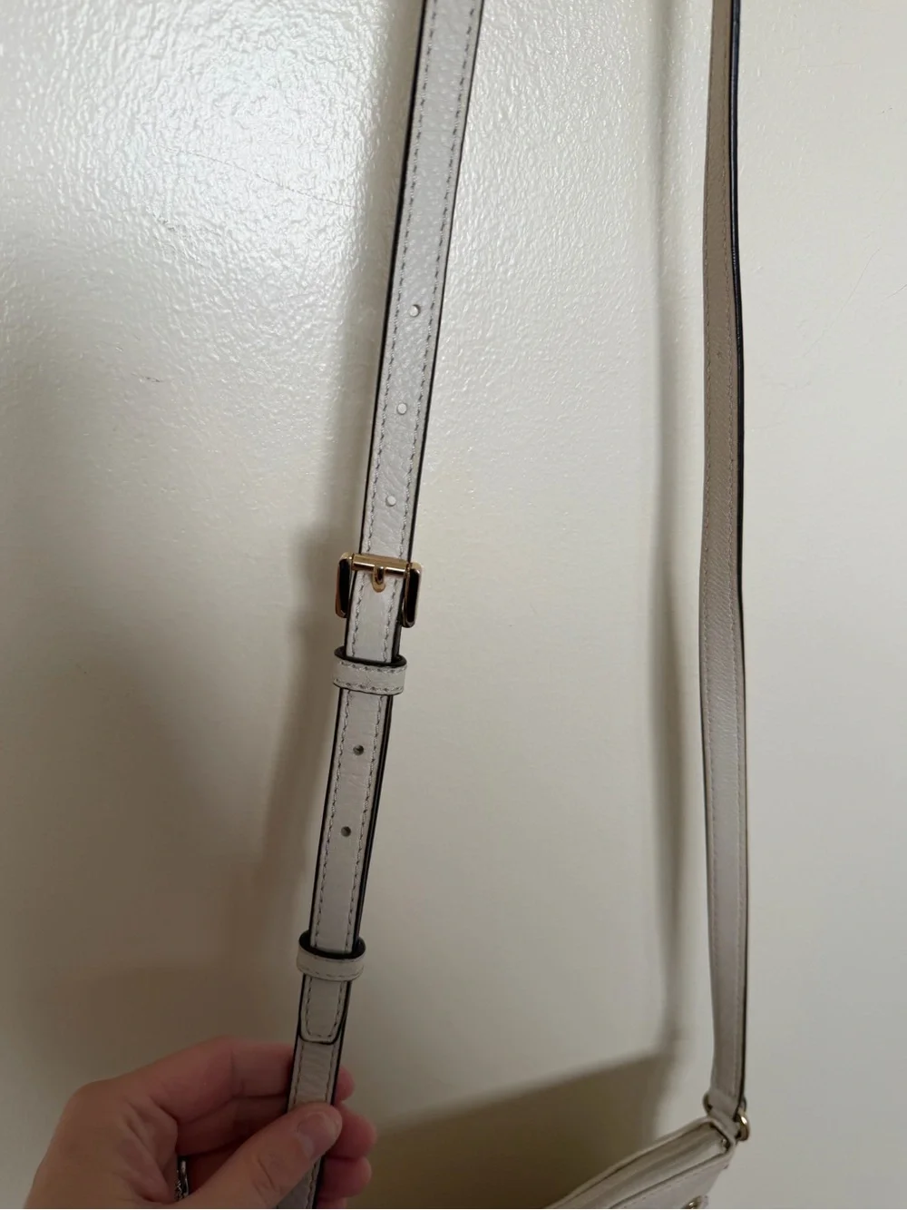 MICHAEL KORS Fulton Crossbody Pebbled Leather Bag Vanilla